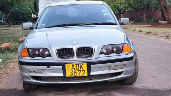 classifieds/cars bmw