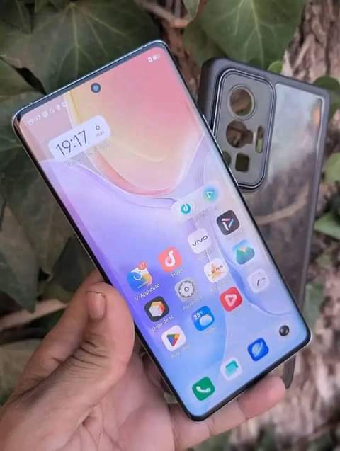 A picture of Vivo x70 pro