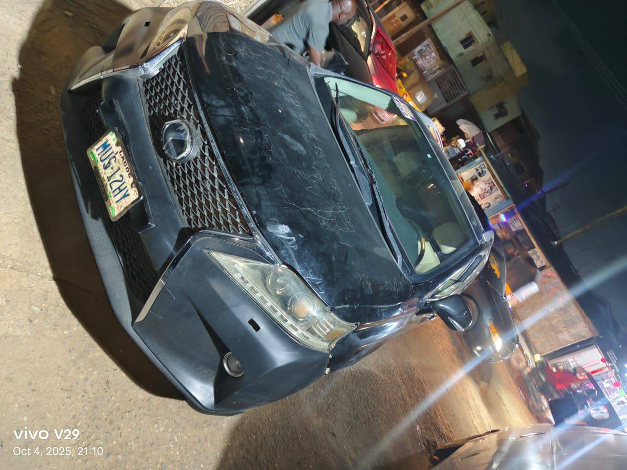 A picture of Lexus rx350