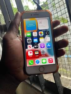 A picture of iphone 7g