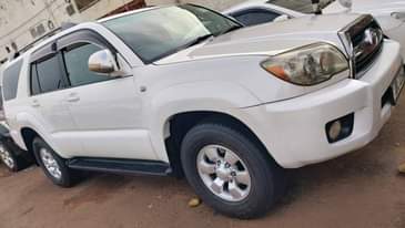 A picture of Toyota HILUX SURF...Model 2007...2700 Cc Vvti Engine...Call...0703273550