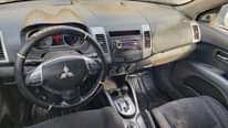 A picture of Mitsubishi outlander 2009 In ilorin kwara state Engin ND gear