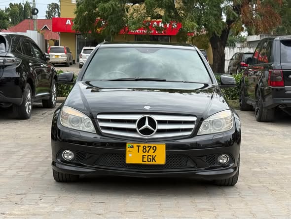 A picture of Mercedes benz