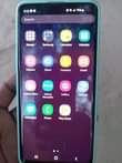 A picture of SAMSUNG S10