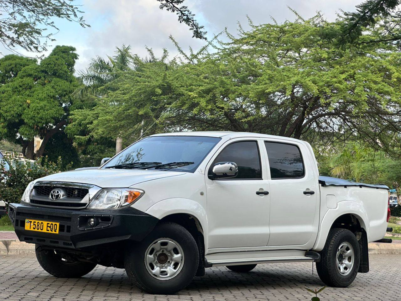 A picture of TOYOTA HILUX VIGO
