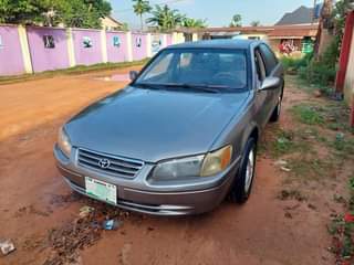 A picture of Toyota Camry tiny big