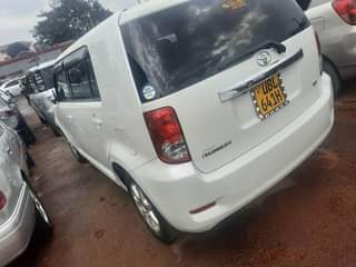 A picture of Toyota rumion
