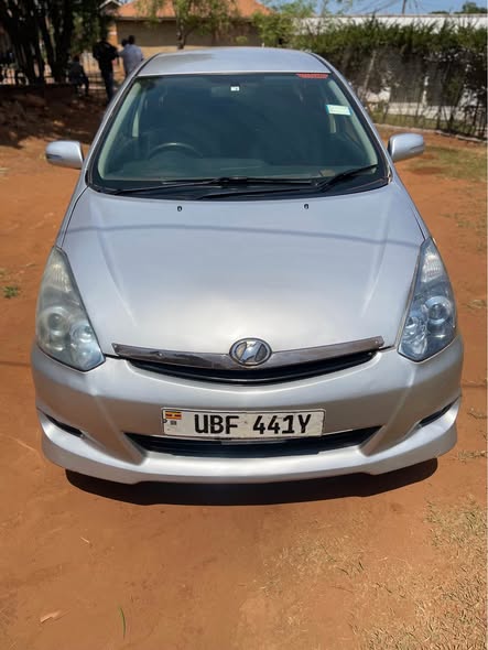A picture of Toyota wish