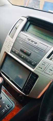 A picture of 2010 Toyota Harrier