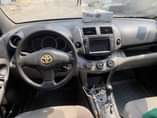 A picture of TOYOTA RAV4