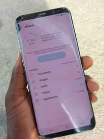 A picture of samsung s8