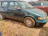 A picture of Nissan Quest perfect used. 08118647610