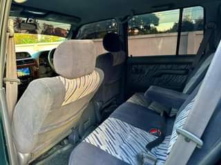 A picture of TOYOTA PRADO LAND CRUISER