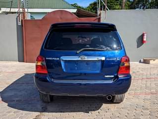 A picture of Toyota KLUGER