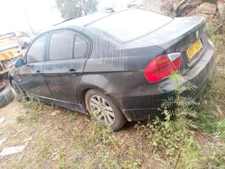 classifieds/cars bmw