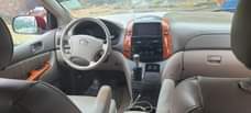 A picture of Toyota sienna toks XLE