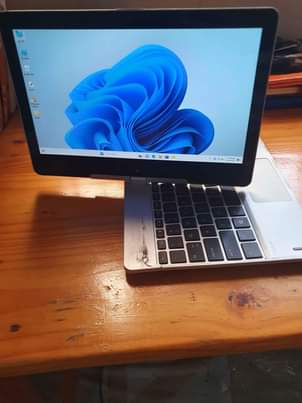 A picture of Hp revolve