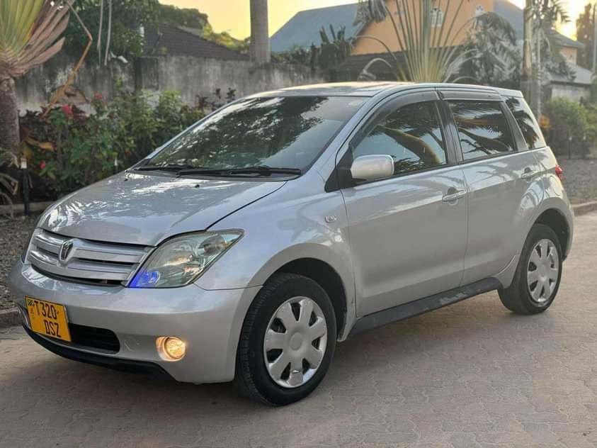 A picture of Toyota ist
