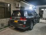A picture of Lqndcruiser v8