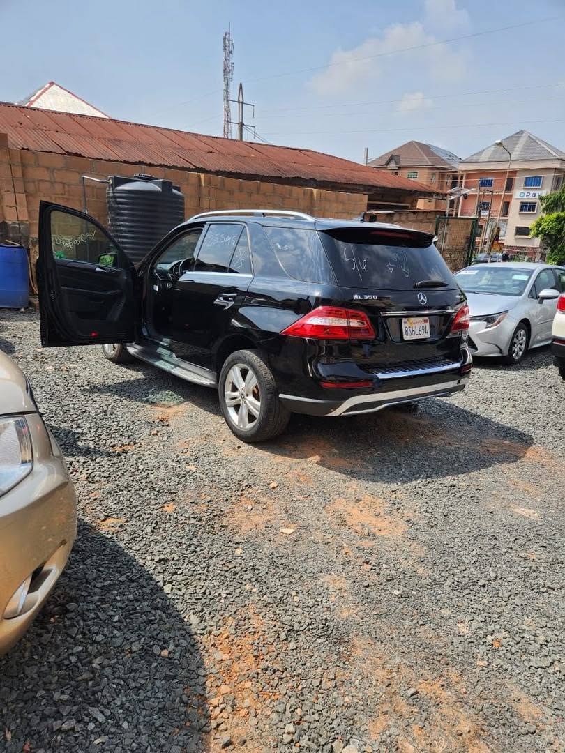 A picture of 2014 Mercedes ML350
