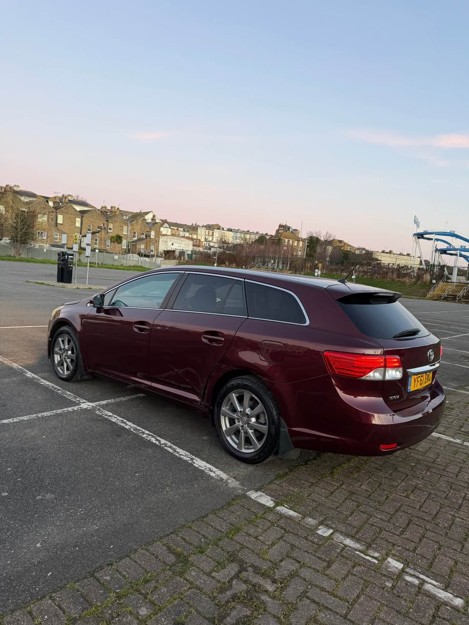toyota avensis