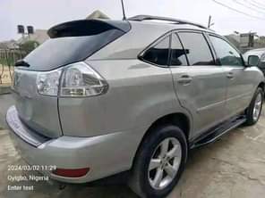A picture of Neatly flashed on first body Lexus RX 330 silent engine
