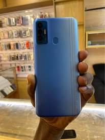 A picture of Camon 18