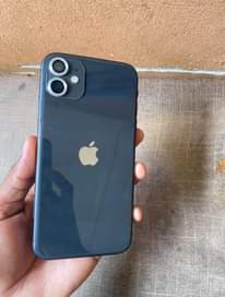 A picture of iPhone 11 Plain