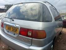 A picture of Toyota Ipsum at only 7m