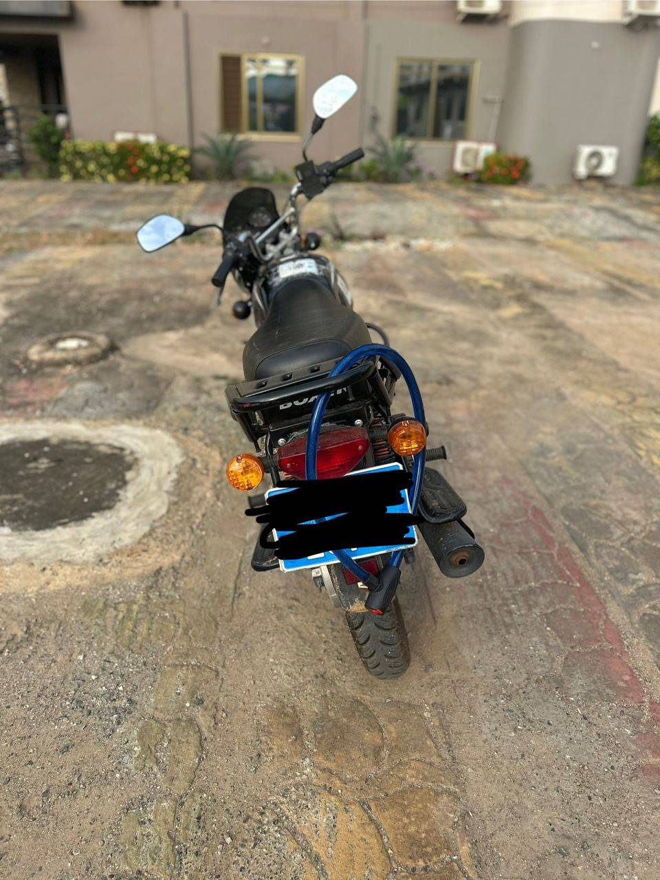 bajaj boxer