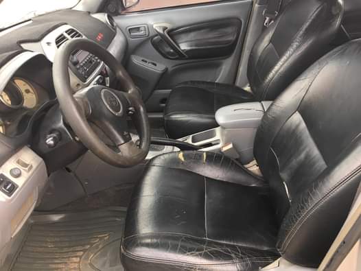 A picture of Fastest finger Toks standard Toyota RAV4 2003 Buy and drive