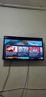 A picture of Hisense 32 smart tv
