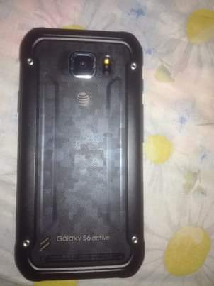 A picture of Samsung S6 Active 180