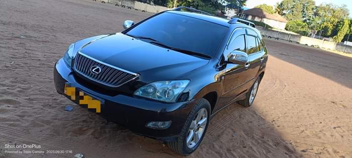 A picture of Toyota harrier Lexus for sell 24 m.