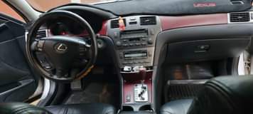 A picture of 2005 Es330 up for sale Location awka Price 3m Neatly