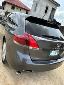 A picture of Belgium Grade 2010 Venza with double Panoramic keyless with android