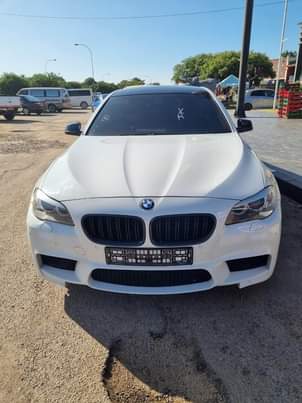 classifieds/cars bmw