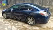 A picture of Clean Nigerian Used Blue Hyundai Elantra 2010