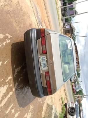 A picture of Super clean and excellent condition Toyota Camry Pencil light for