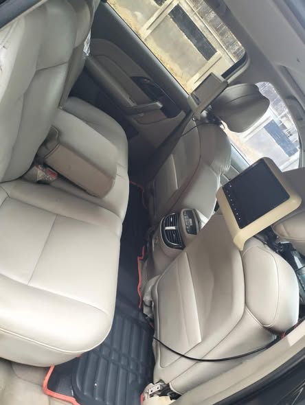 A picture of Acura MDX