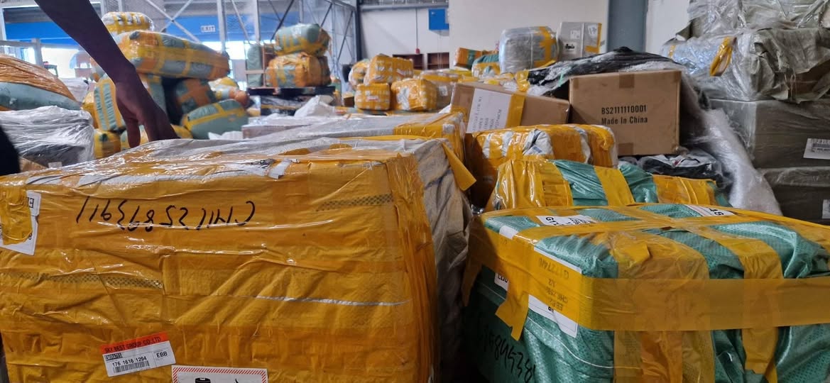 A picture of CARGO HANDOLING