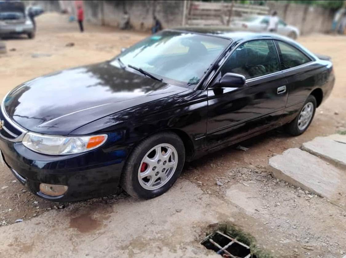 A picture of Toyota Solara 04