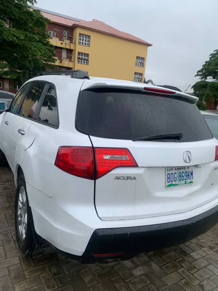 A picture of Acura MDX 09161611712