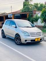 A picture of TOYOTA IST BEI MILION 10 5