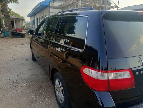 A picture of 2005 Honda Odyssey