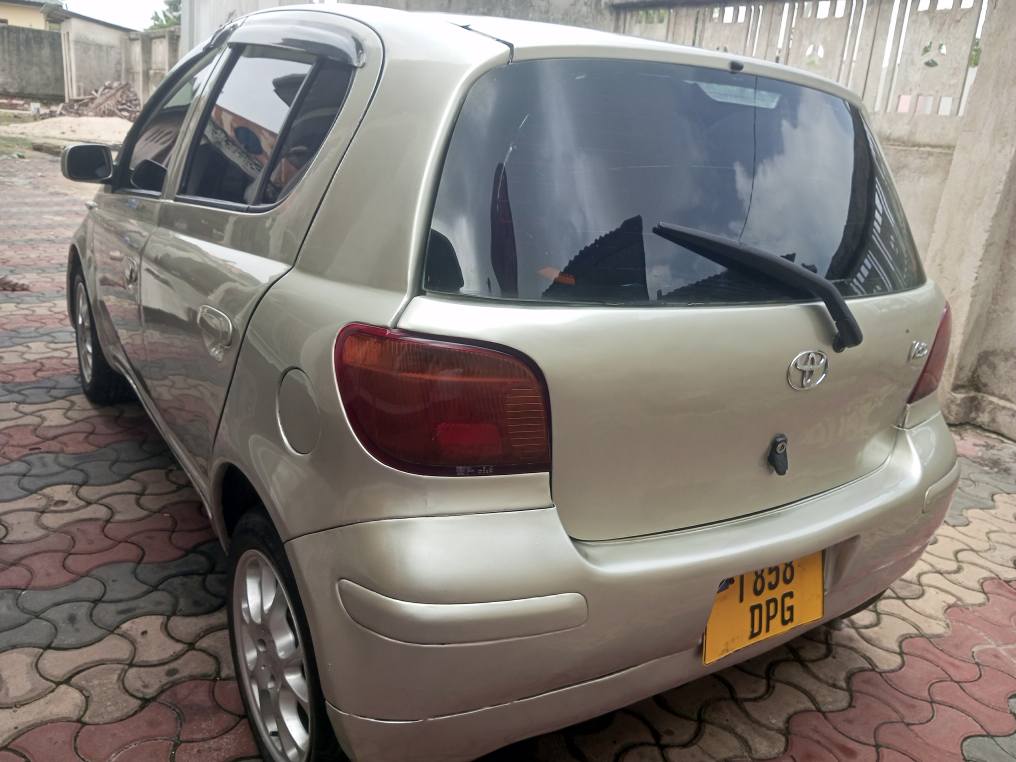 A picture of Toyota Vitz