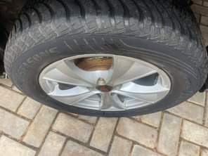 A picture of Toyota Corolla Model 2007 nothing to fix Price 4 3