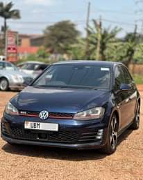 A picture of VOLKSWAGEN GTI 2016