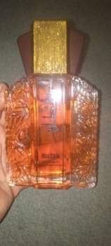 A picture of Perfum