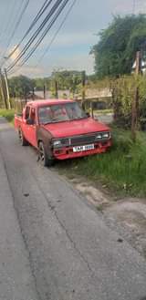 nissan 720